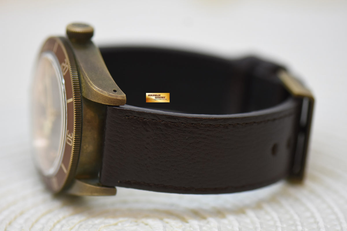[SOLD] TUDOR BLACK BAY HERITAGE BRONZE 41mm BROWN DIAL IN LEATHER STRAP AUTOMATIC 79250BM (NEAR MINT)