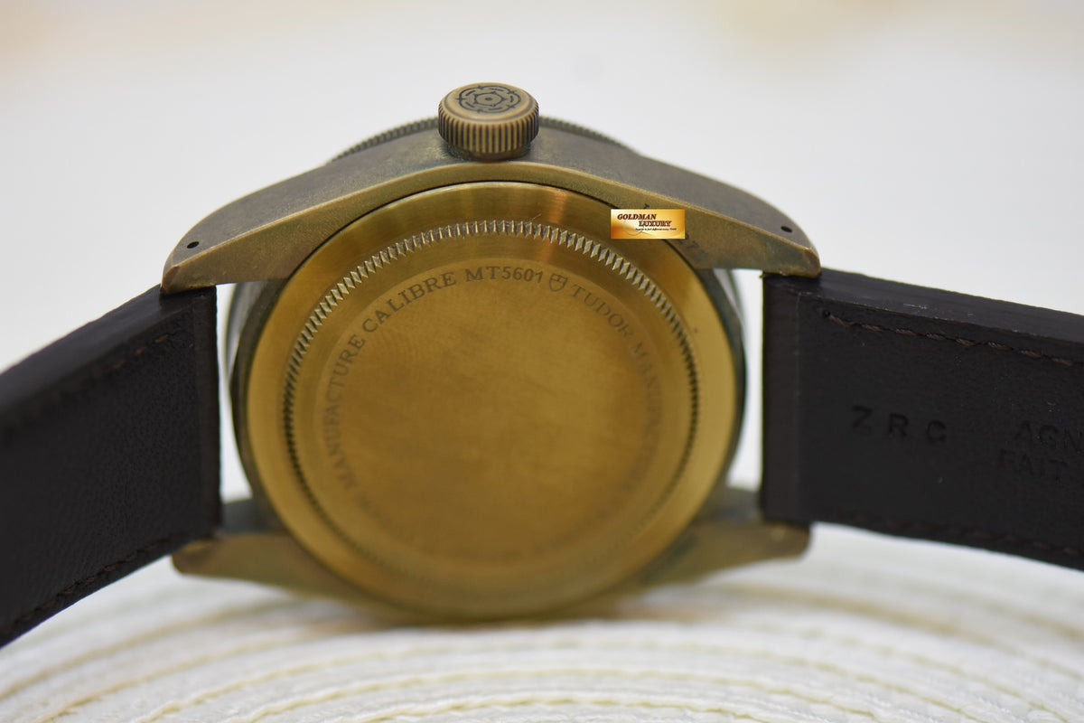 [SOLD] TUDOR BLACK BAY HERITAGE BRONZE 41mm BROWN DIAL IN LEATHER STRAP AUTOMATIC 79250BM (NEAR MINT)