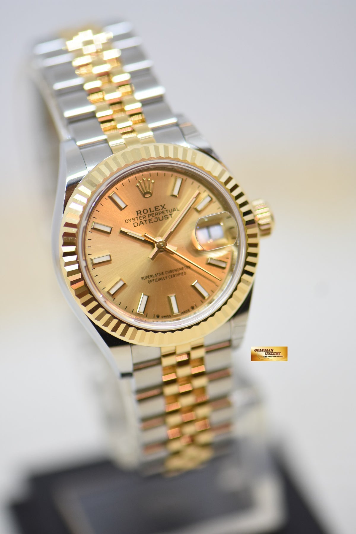 [SOLD] ROLEX OYSTER PERPETUAL DATEJUST 28mm YELLOW GOLD / STEEL IN JUBILEE BRACELET GOLD DIAL 279173 (NEW-UNWORN)