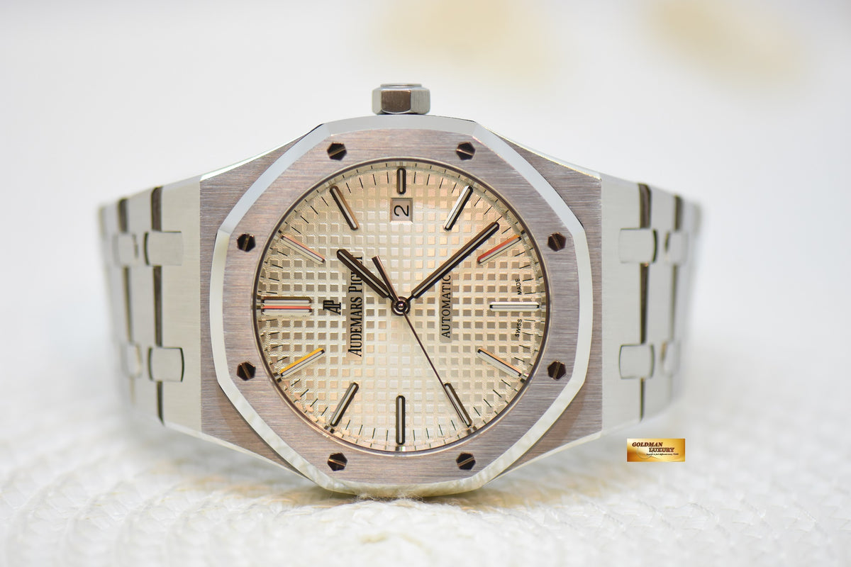[SOLD] AUDEMARS PIGUET ROYAL OAK 41mm STEEL BRACELET WHITE DIAL AUTOMATIC 15400ST (UNPOLISHED-MINT)