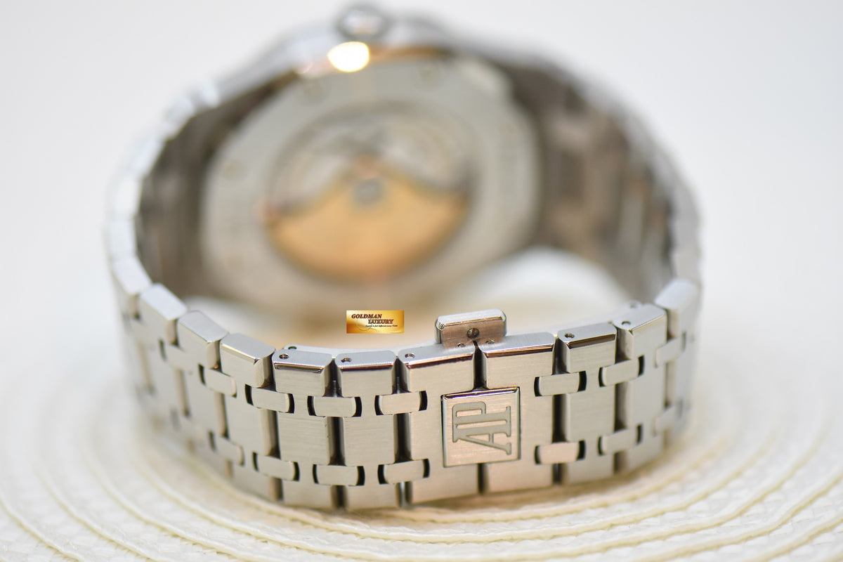 [SOLD] AUDEMARS PIGUET ROYAL OAK 41mm STEEL BRACELET WHITE DIAL AUTOMATIC 15400ST (UNPOLISHED-MINT)