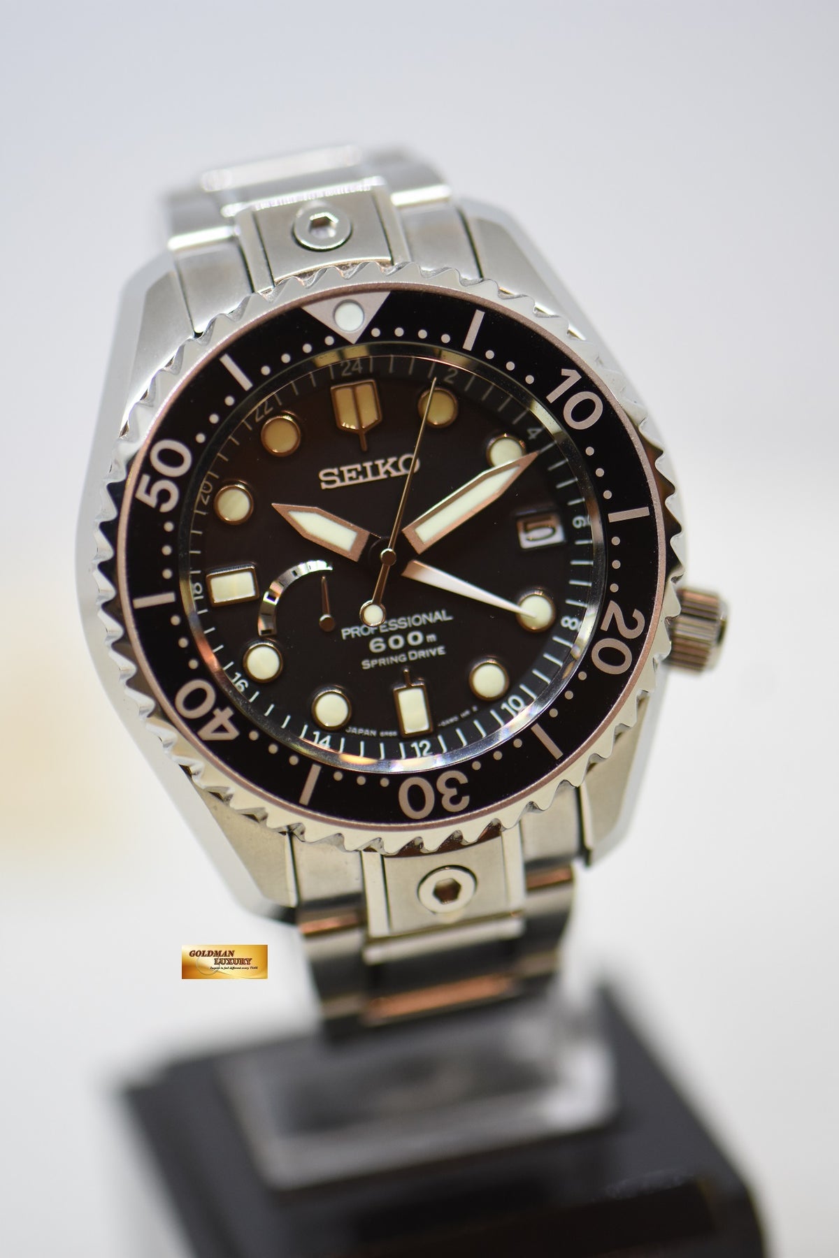 [SOLD] SEIKO PROFESSIONAL DIVER SPRING DRIVE GMT 44mm MARINAMASTER 600M TITANIUM IN BRACELET SBDB011 (MINT)