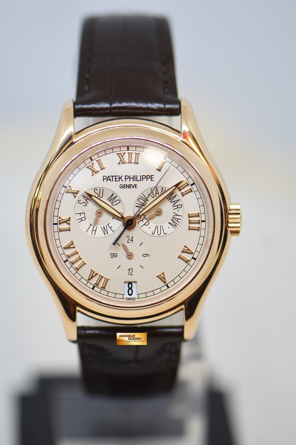 [SOLD] PATEK PHILIPPE ANNUAL CALENDAR GMT ROSE GOLD IN LEATHER STRAP 36mm AUTOMATIC 5035R (MINT)