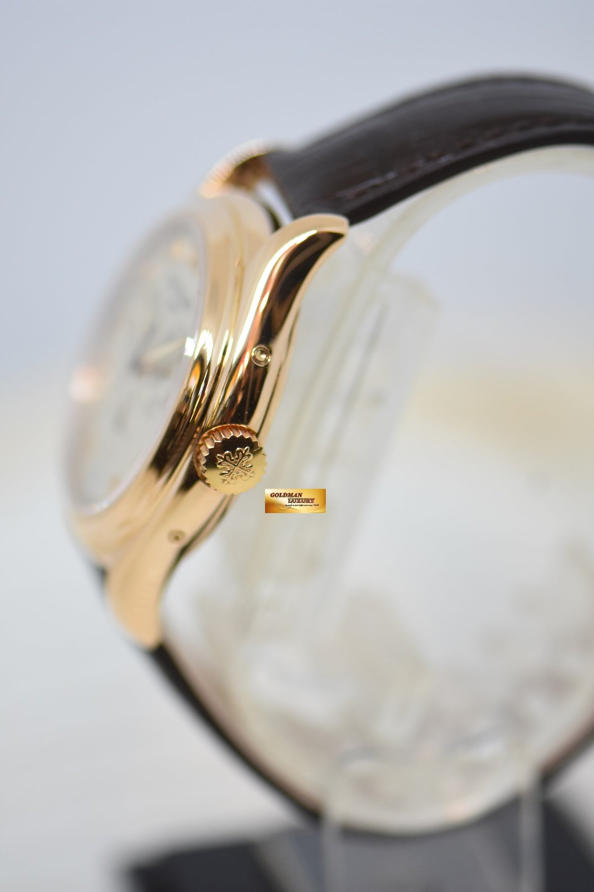 [SOLD] PATEK PHILIPPE ANNUAL CALENDAR GMT ROSE GOLD IN LEATHER STRAP 36mm AUTOMATIC 5035R (MINT)