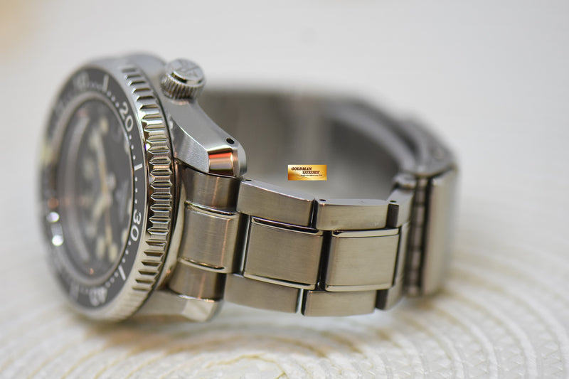 products/GML3457-SeikoProspexMarinemasterProDiver300mSteel44mmBlackSDBX023-7.jpg