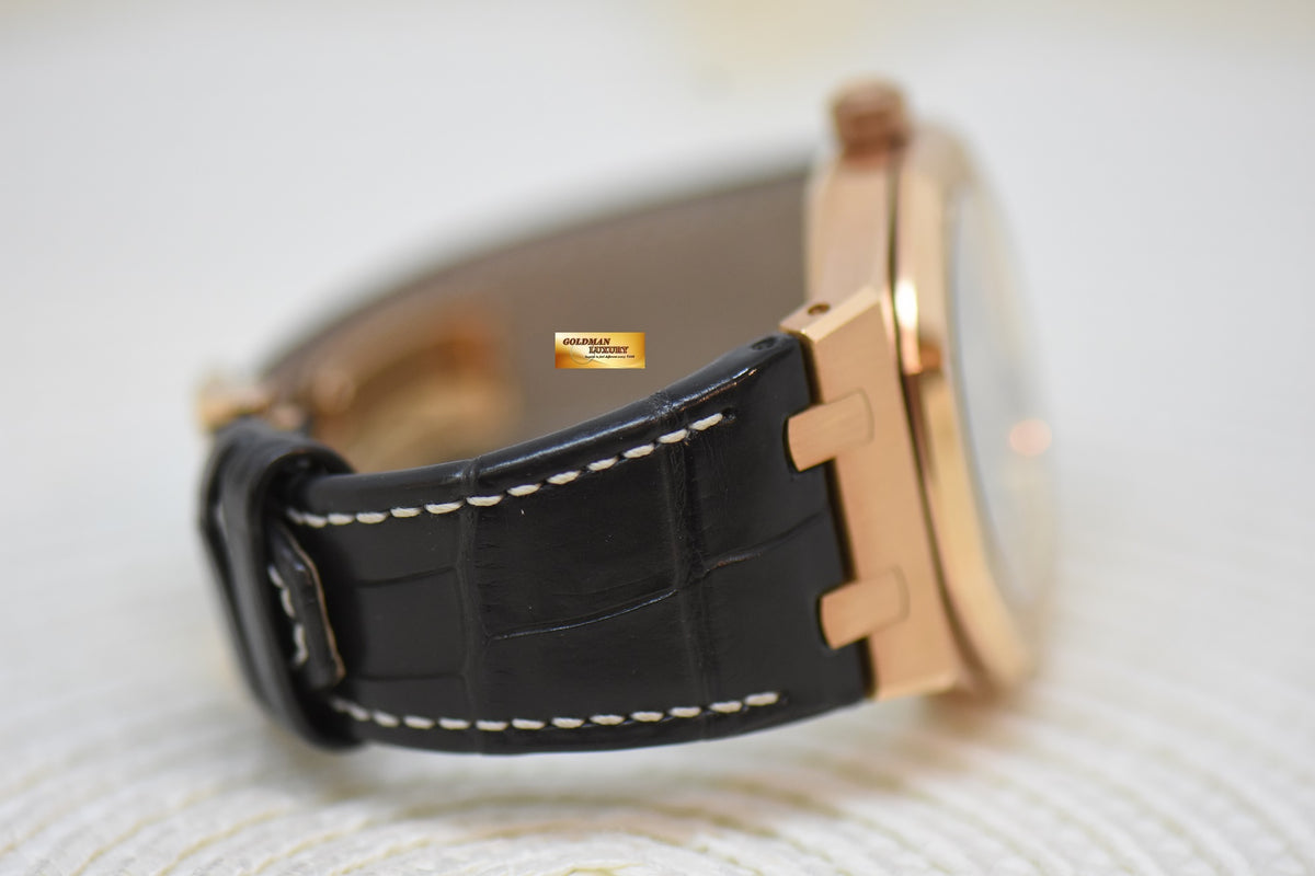 [SOLD] AUDEMARS PIGUET ROYAL OAK 39mm ROSE GOLD IN LEATHER STRAP BLACK DIAL AUTOMATIC 15300OR (MINT)