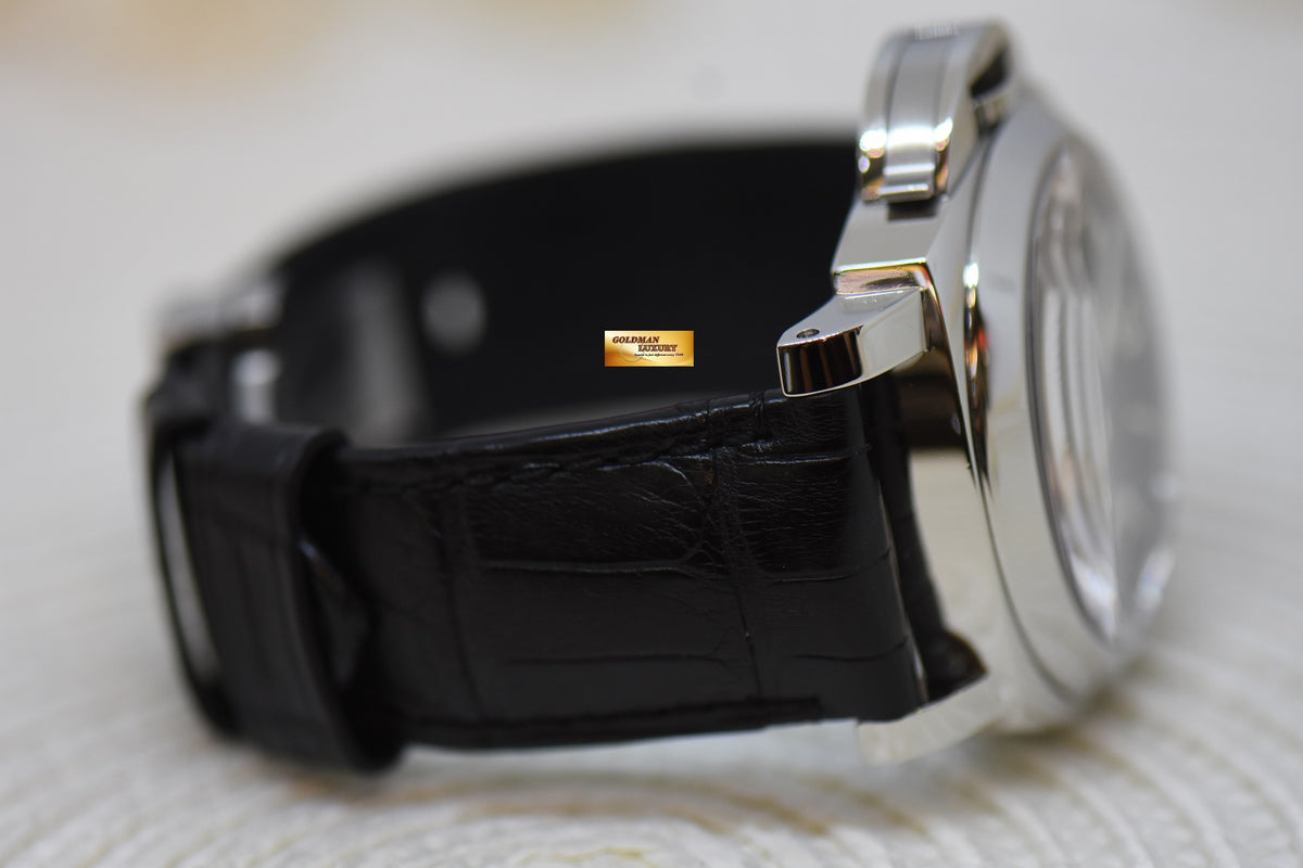 [SOLD] PANERAI LUMINOR MARINA 44mm STEEL IN LEATHER BLACK DIAL AUTOMATIC PAM 104 (MINT)