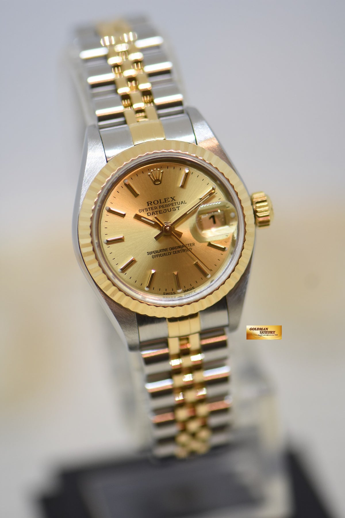 [SOLD] ROLEX OYSTER DATEJUST 26mm GOLD / STEEL IN JUBILEE BRACELET GOLD DIAL 79173 (MINT)