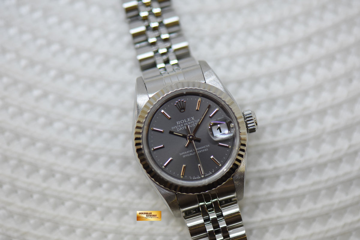 [SOLD] ROLEX OYSTER DATEJUST 26mm STEEL IN JUBILEE BRACELET MATTE GREY DIAL 69174 (MINT)