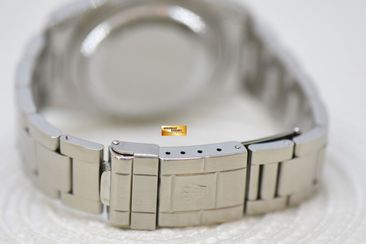 [SOLD] ROLEX OYSTER PERPETUAL EXPLORER II 40mm STEEL IN BRACELET BLACK DIAL CALIBRE 3185 16570 (PINHOLE-NON SOLID END LINKS) (MINT)