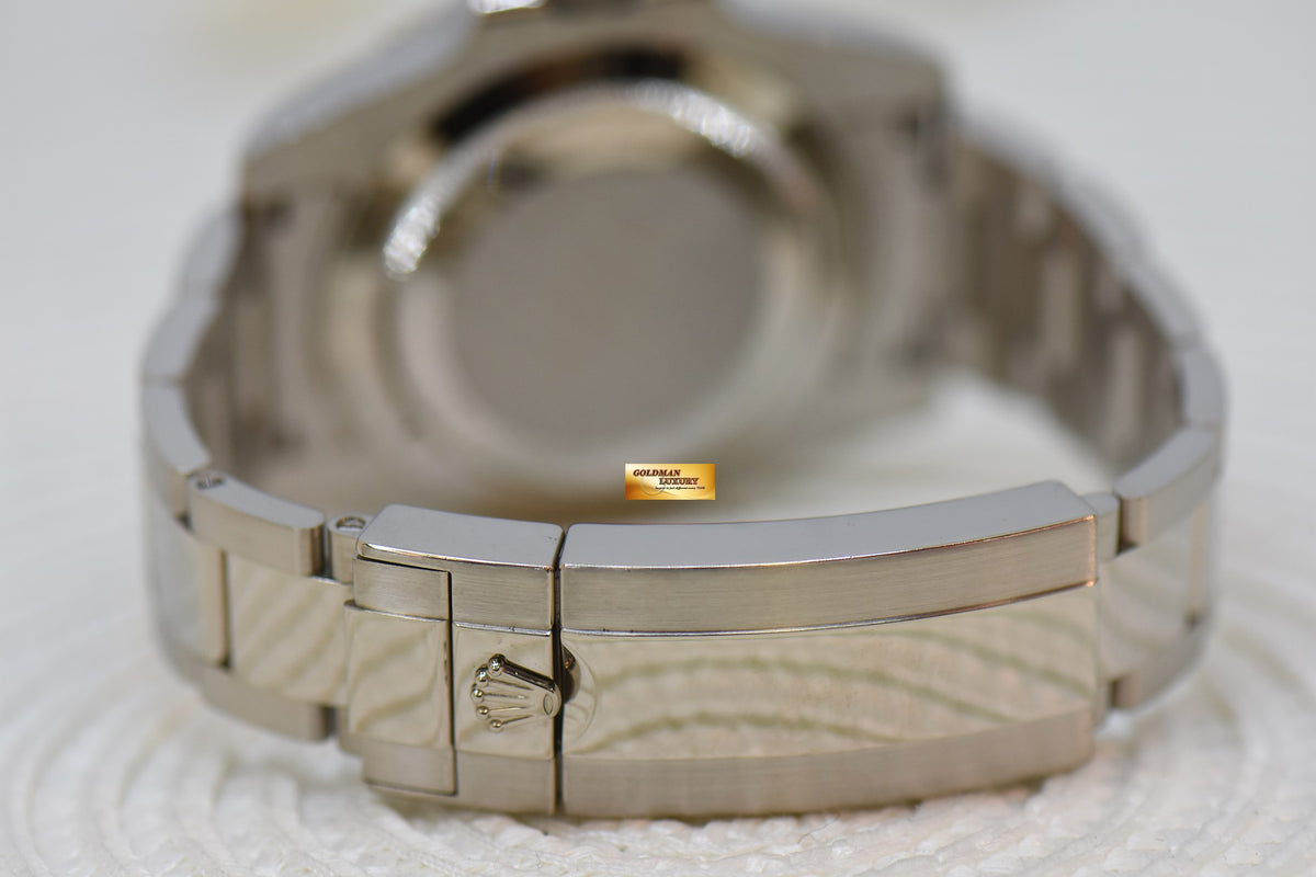 [SOLD] ROLEX OYSTER SUBMARINER 40mm WHITE GOLD IN OYSTER BRACELET BLUE DIAL BLUE CERAMIC BEZEL 116619LB (UNPOLISHED) (MINT)