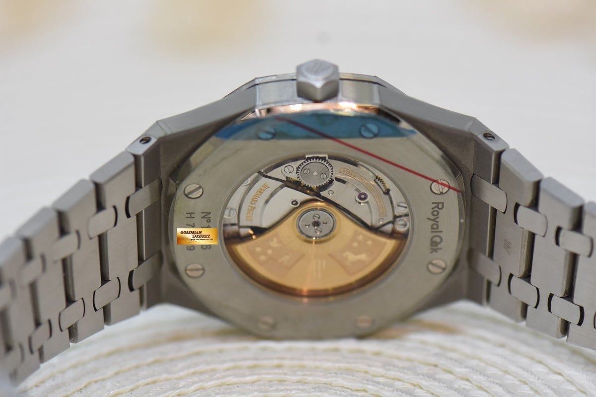 [SOLD] AUDEMARS PIGUET ROYAL OAK 41mm STEEL BRACELET BLACK DIAL AUTOMATIC 15400ST (NOS) (STICKERS STILL ON)