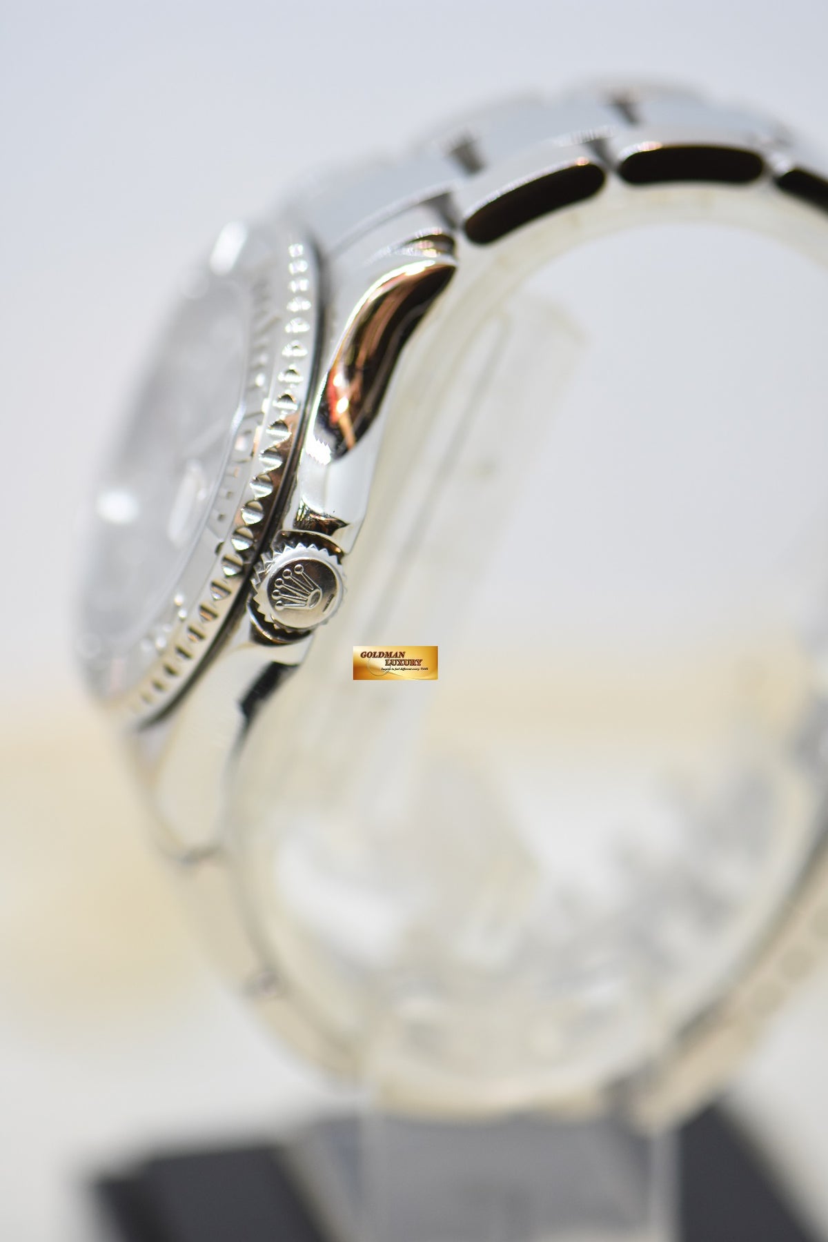[SOLD] ROLEX OYSTER PERPETUAL YACHT-MASTER 35mm LADIES MIDSIZE STEEL IN BRACELET PLATINUM DIAL / BEZEL 168622 (MINT)