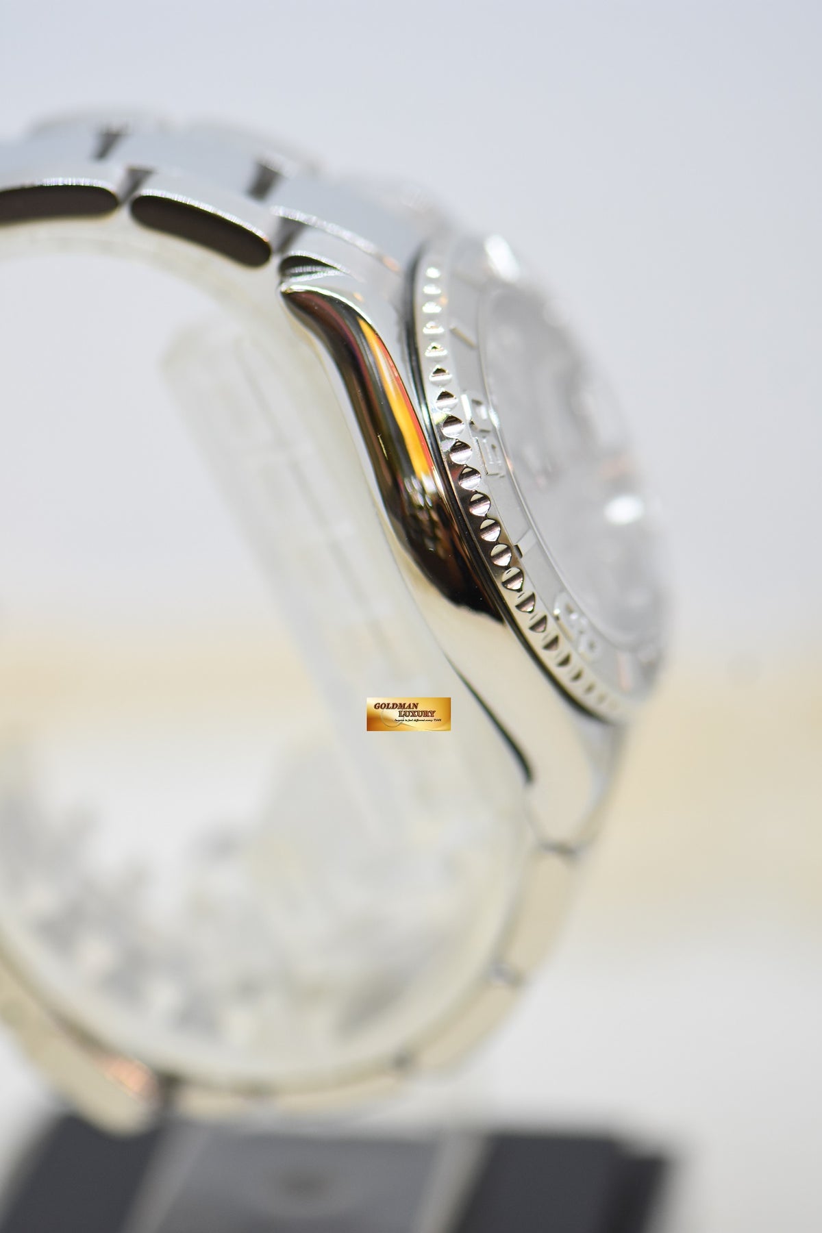 [SOLD] ROLEX OYSTER PERPETUAL YACHT-MASTER 35mm LADIES MIDSIZE STEEL IN BRACELET PLATINUM DIAL / BEZEL 168622 (MINT)