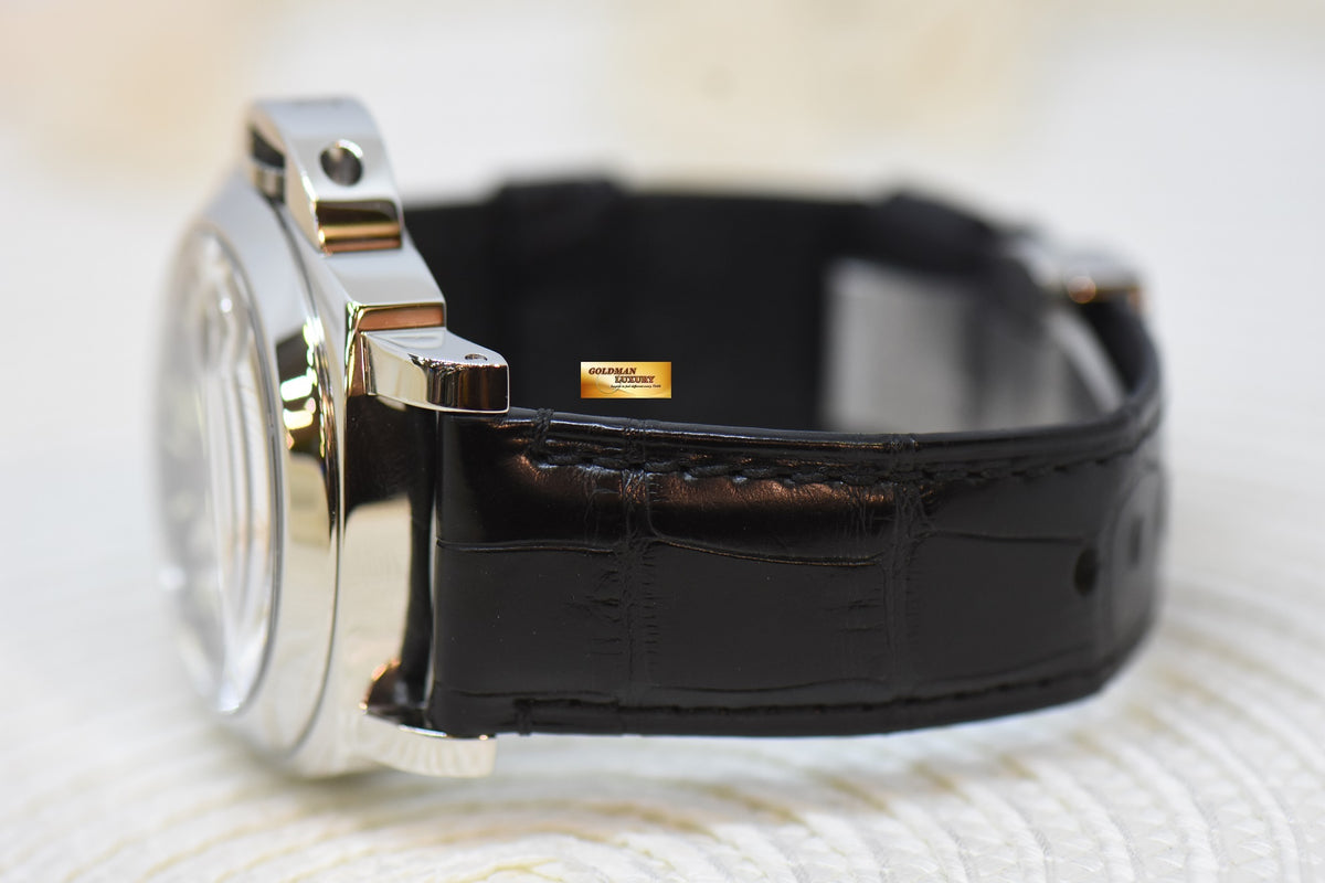 [SOLD] PANERAI LUMINOR MARINA 44mm STEEL IN LEATHER BLACK DIAL AUTOMATIC PAM 104 (MINT)