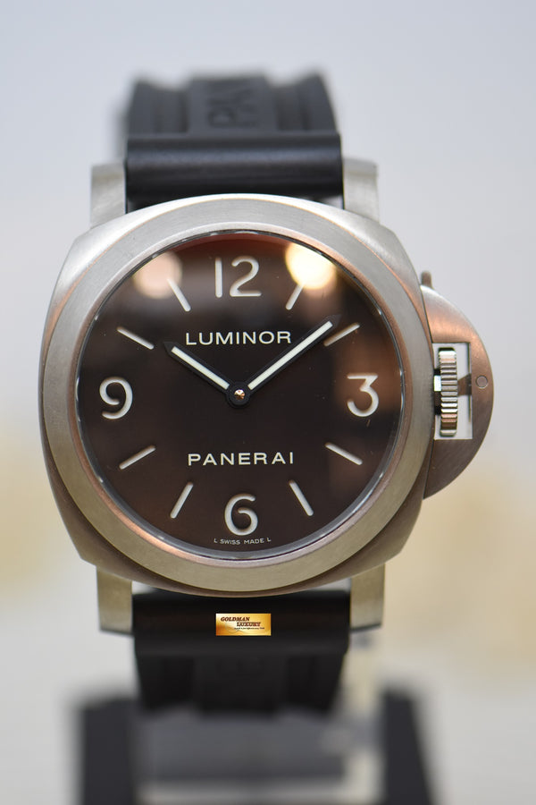 [SOLD] PANERAI LUMINOR 44mm TITANIUM IN LEATHER BLACK SANDWICH DIAL MANUAL WINDING PAM 176 (MINT)