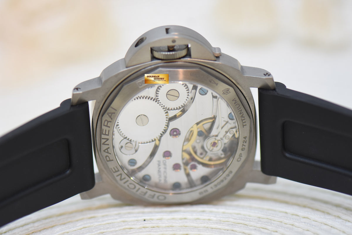 [SOLD] PANERAI LUMINOR 44mm TITANIUM IN LEATHER BLACK SANDWICH DIAL MANUAL WINDING PAM 176 (MINT)