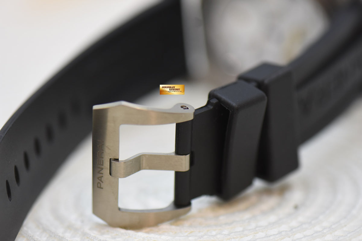 [SOLD] PANERAI LUMINOR 44mm TITANIUM IN LEATHER BLACK SANDWICH DIAL MANUAL WINDING PAM 176 (MINT)