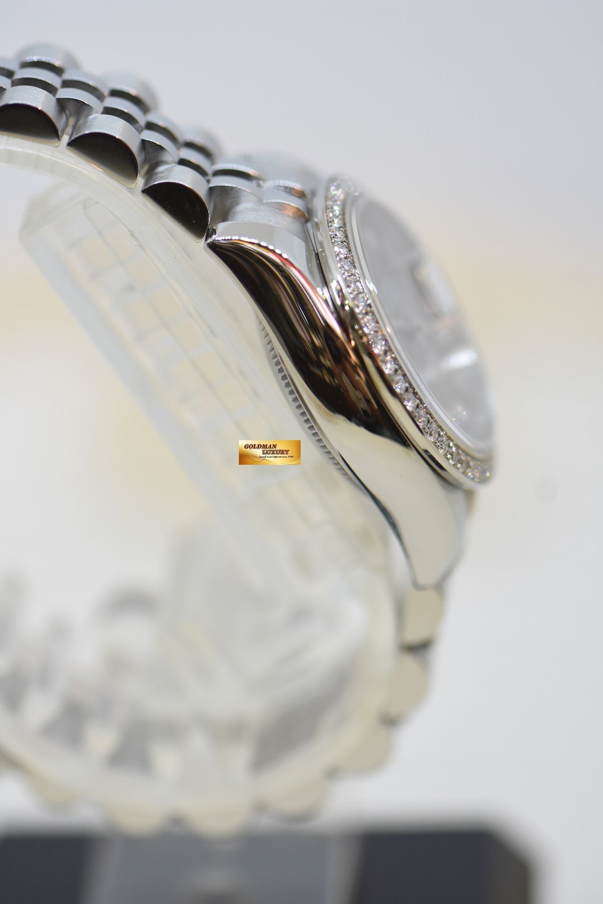 [SOLD] ROLEX OYSTER PERPETUAL DATEJUST 26mm MOP ORIGINAL DIAMOND DIAL & BEZEL STEEL JUBILEE 179384 (MINT)