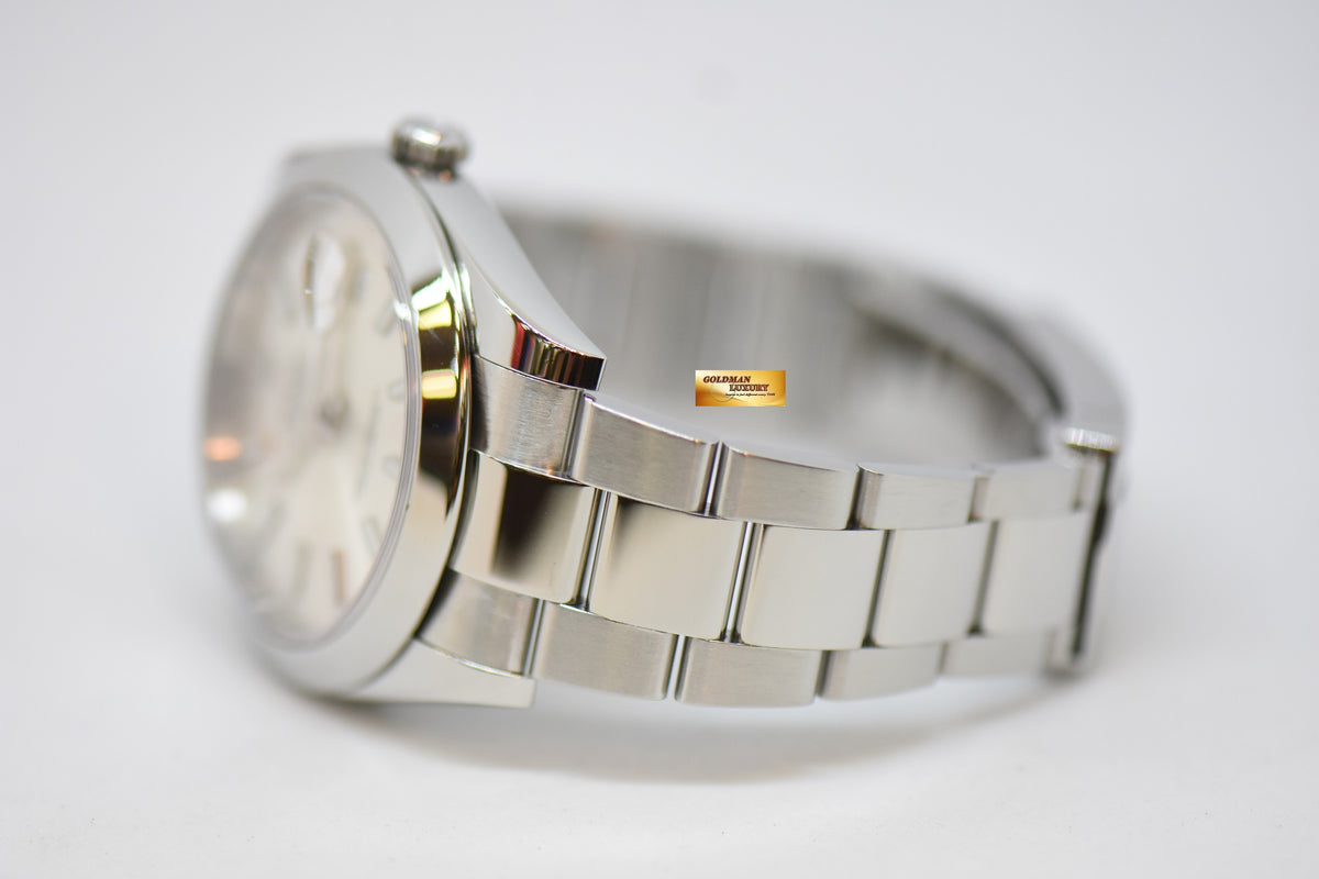 [SOLD] ROLEX OYSTER PERPETUAL DATEJUST 41mm STEEL IN OYSTER BRACELET SILVER DIAL 126300 (MINT)