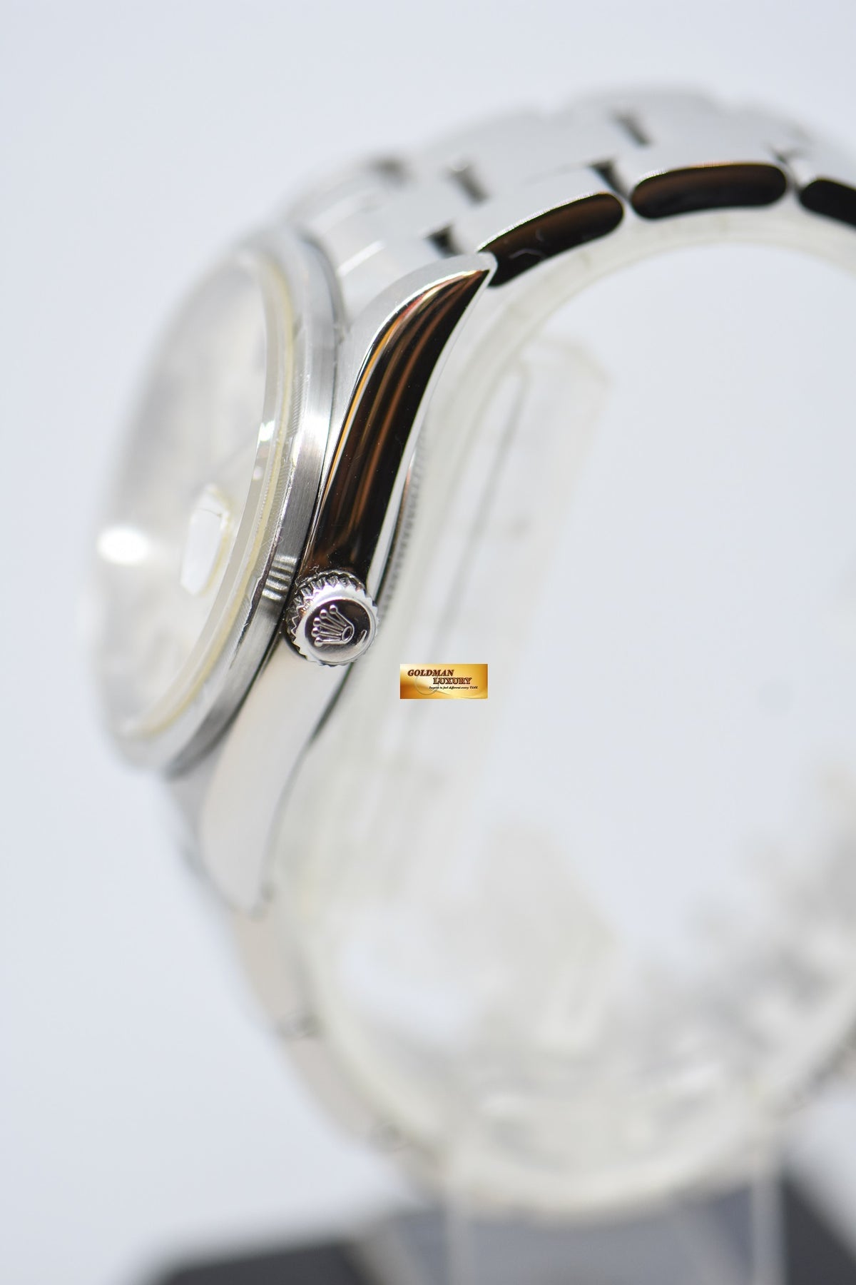[SOLD] ROLEX OYSTER PERPETUAL DATE 34mm STEEL IN BRACELET ENGINE-TURN BEZEL SILVER DIAL 15210 (QUICKSET-DATE) (MINT)