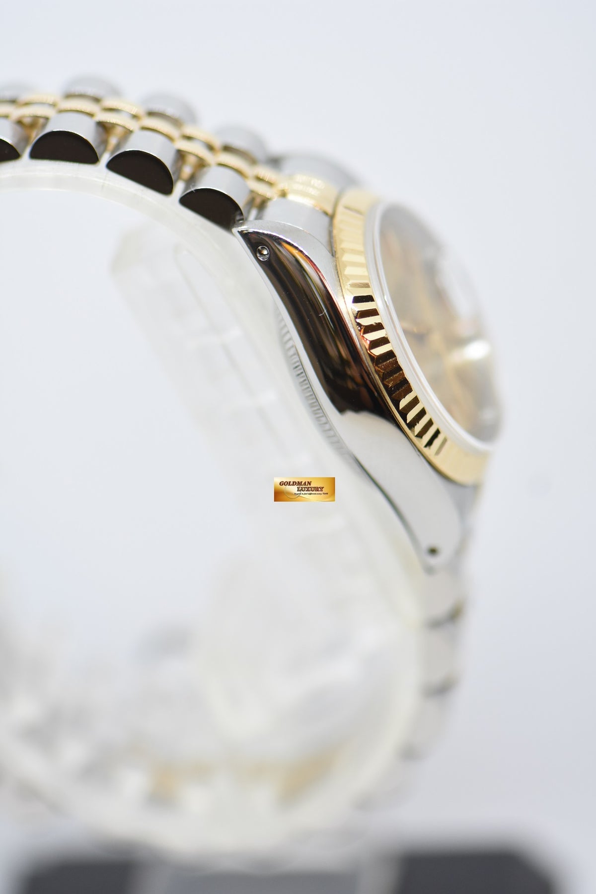 [SOLD] ROLEX OYSTER DATEJUST 26mm HALF-GOLD IN JUBILEE BRACELET GOLD LINEN DIAL 69173 (MINT)