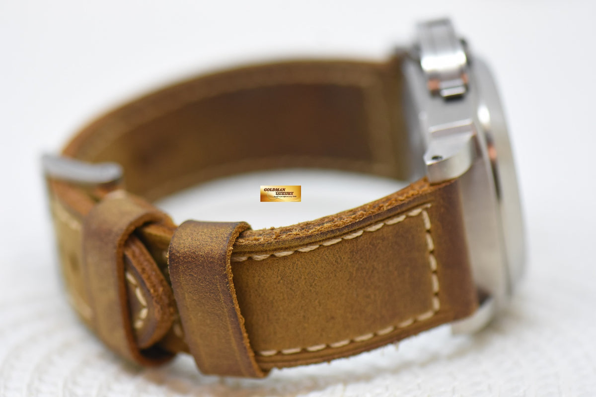 [SOLD] PANERAI LUMINOR GMT 44mm TITANIUM IN LEATHER BLUE ANTHRACITE DIAL AUTOMATIC PAM 89 (MINT)