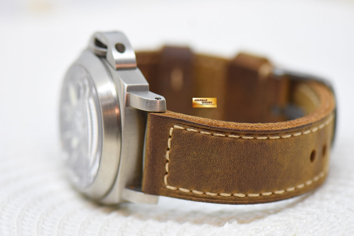 [SOLD] PANERAI LUMINOR GMT 44mm TITANIUM IN LEATHER BLUE ANTHRACITE DIAL AUTOMATIC PAM 89 (MINT)