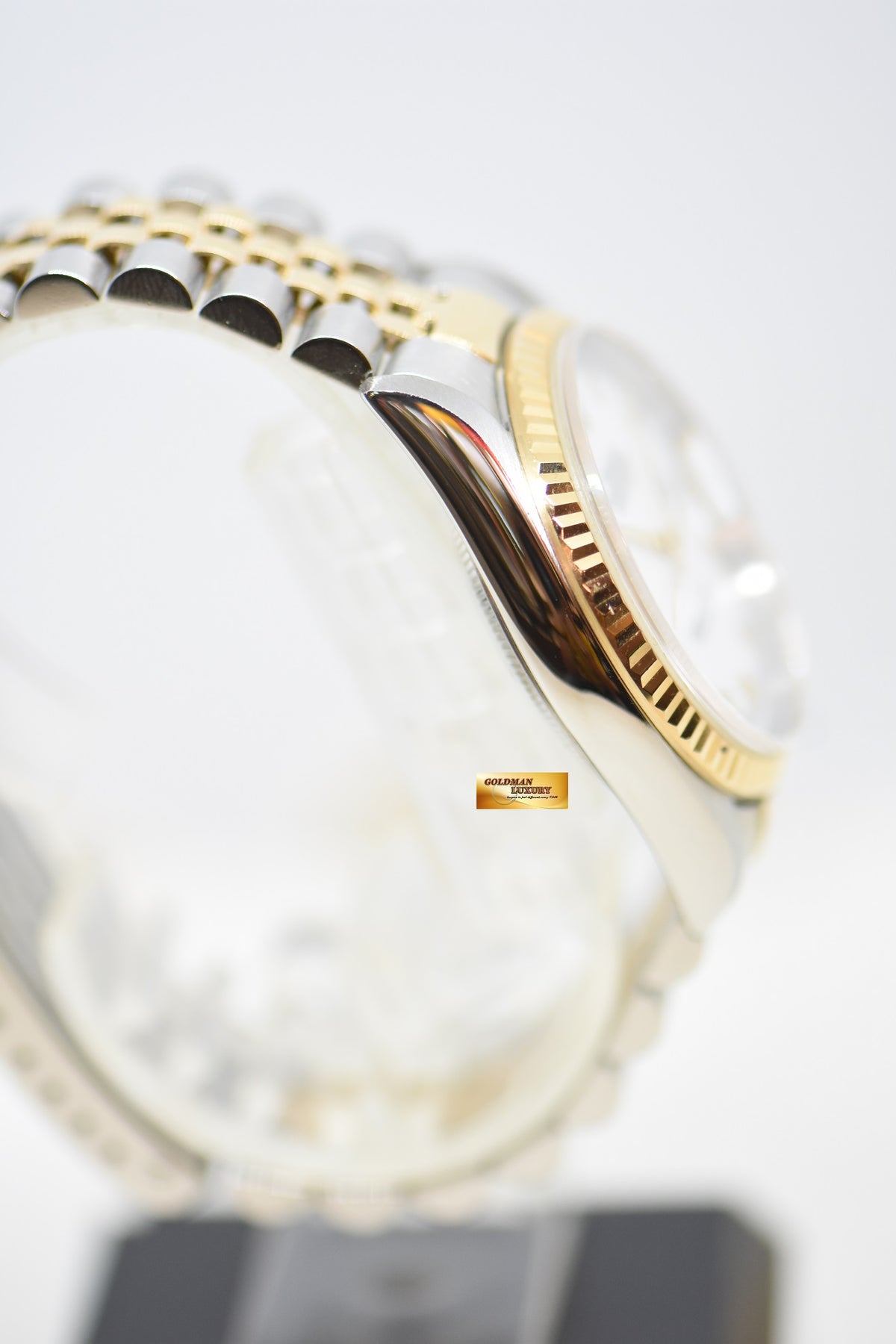 [SOLD] ROLEX OYSTER PERPETUAL DATEJUST 36mm WHITE ROMAN DIAL HALF GOLD IN JUBILEE BRACELET 16233 (MINT)