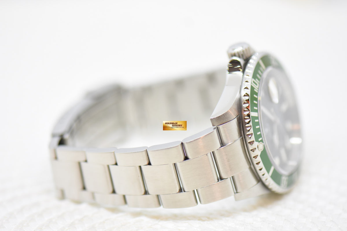 [SOLD] ROLEX OYSTER PERPETUAL SUBMARINER “KERMIT” 40mm STEEL IN BRACELET GREEN BEZEL 16610LV (MINT)