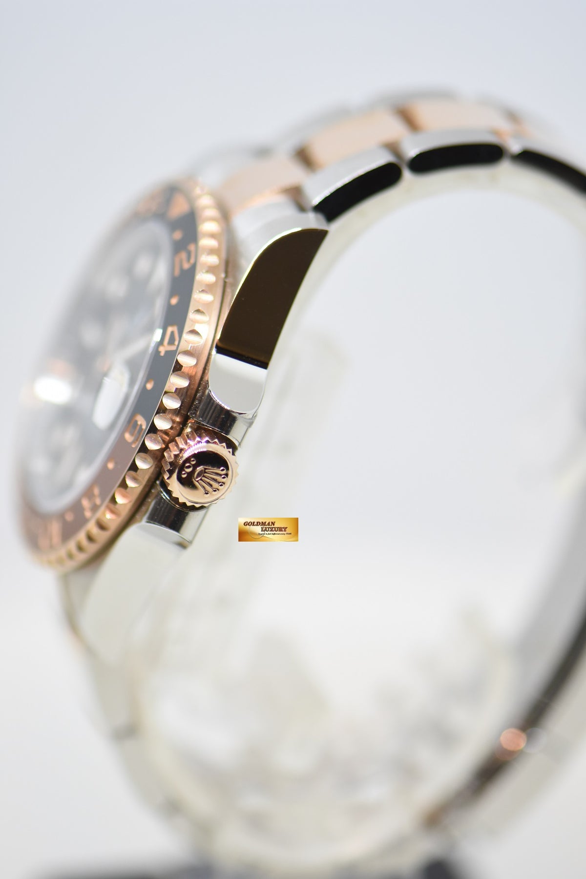 [SOLD] ROLEX OYSTER PERPETUAL GMT-MASTER II “ROOT-BEER” CERAMIC BROWN BEZEL EVEROSE GOLD / STEEL BRACELET 126711CHNR (LNIB)