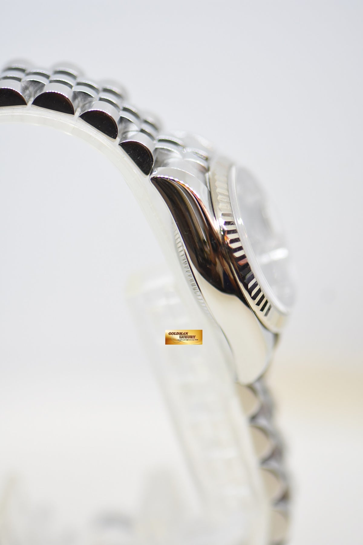 [SOLD] ROLEX OYSTER DATEJUST 26mm STEEL IN JUBILEE BRACELET BLACK DIAMOND DIAL 179174 (MINT)