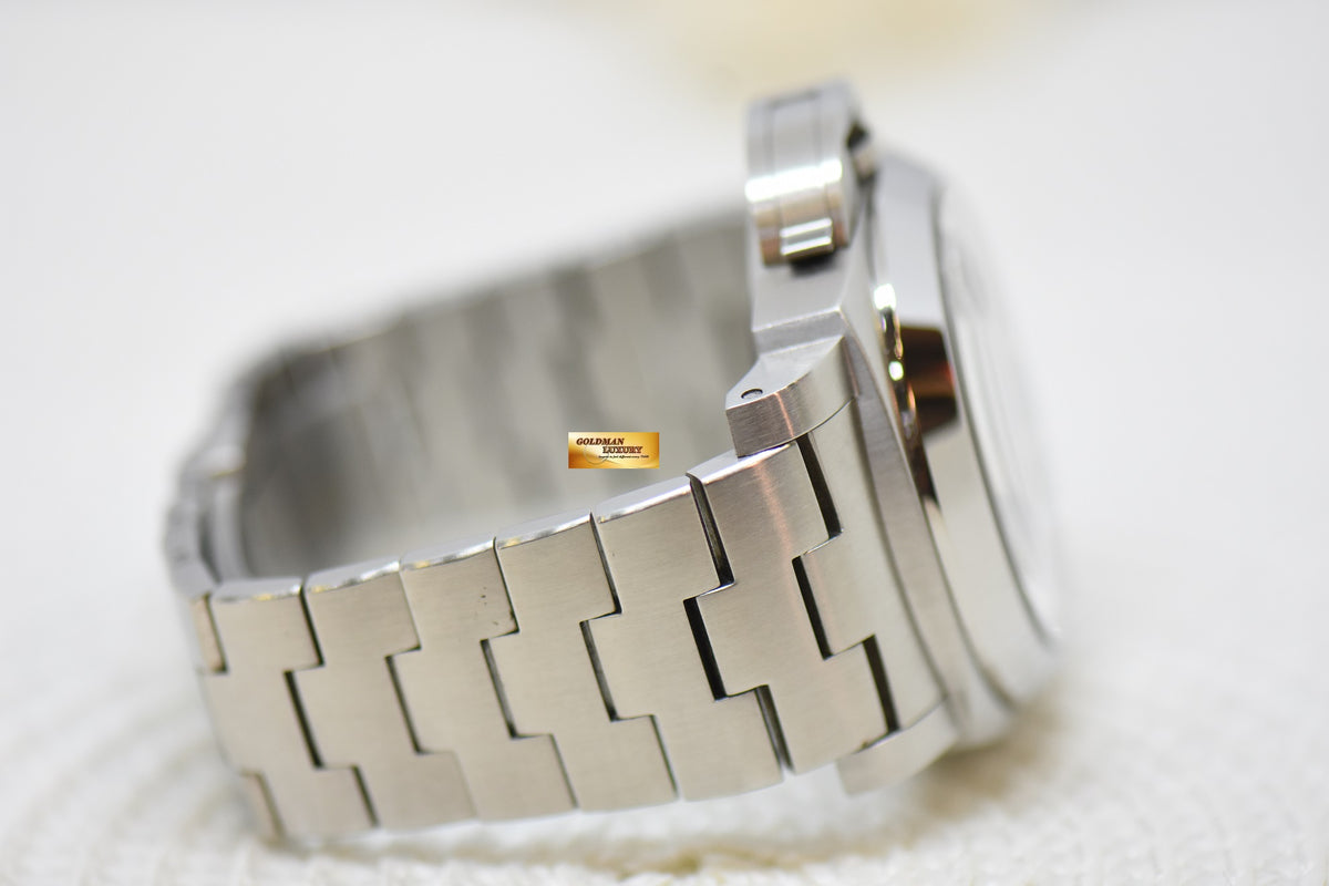 [SOLD] PANERAI LUMINOR 1950 GMT 44mm STEEL IN BRACELET BLACK DIAL AUTOMATIC PAM 297 (MINT)