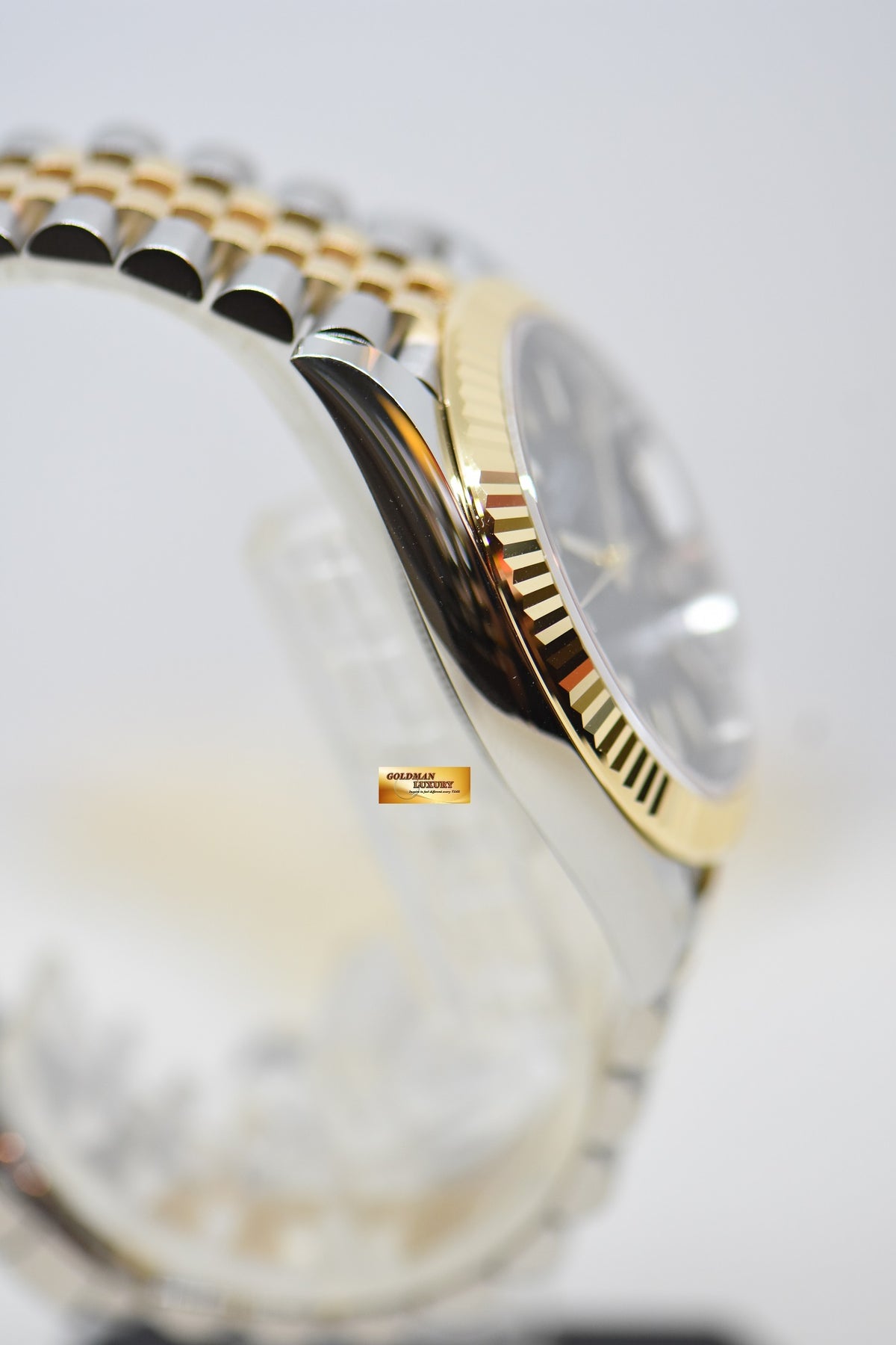 [SOLD] ROLEX OYSTER PERPETUAL 41mm GOLD / STEEL IN JUBILEE BRACELET BLACK DIAL AUTOMATIC 126333 (NEW-UNWORN)