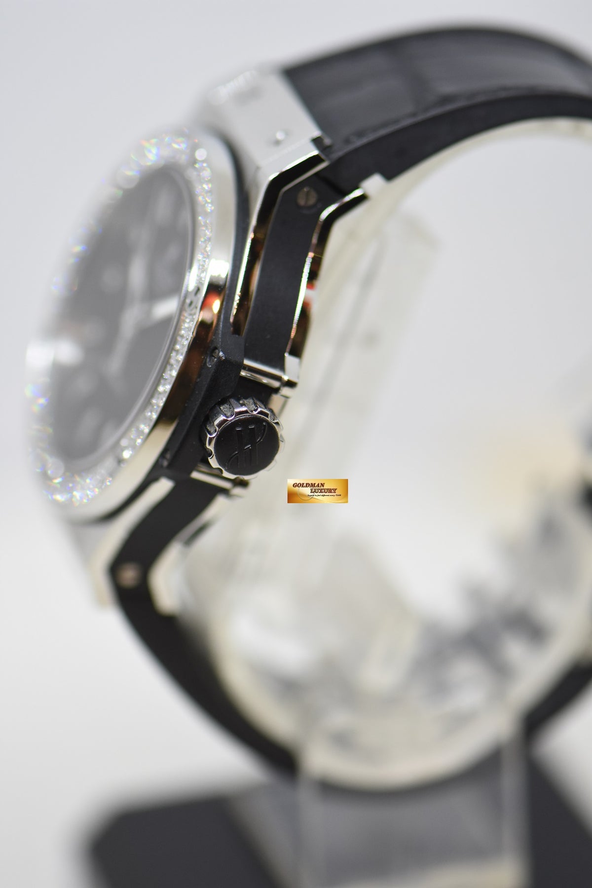 [SOLD] HUBLOT BIG BANG ORIGINAL DIAMOND BEZEL MEN’S 38mm STEEL IN LEATHER STRAP AUTOMATIC 365.SX.1170.LR.1104 (MINT)