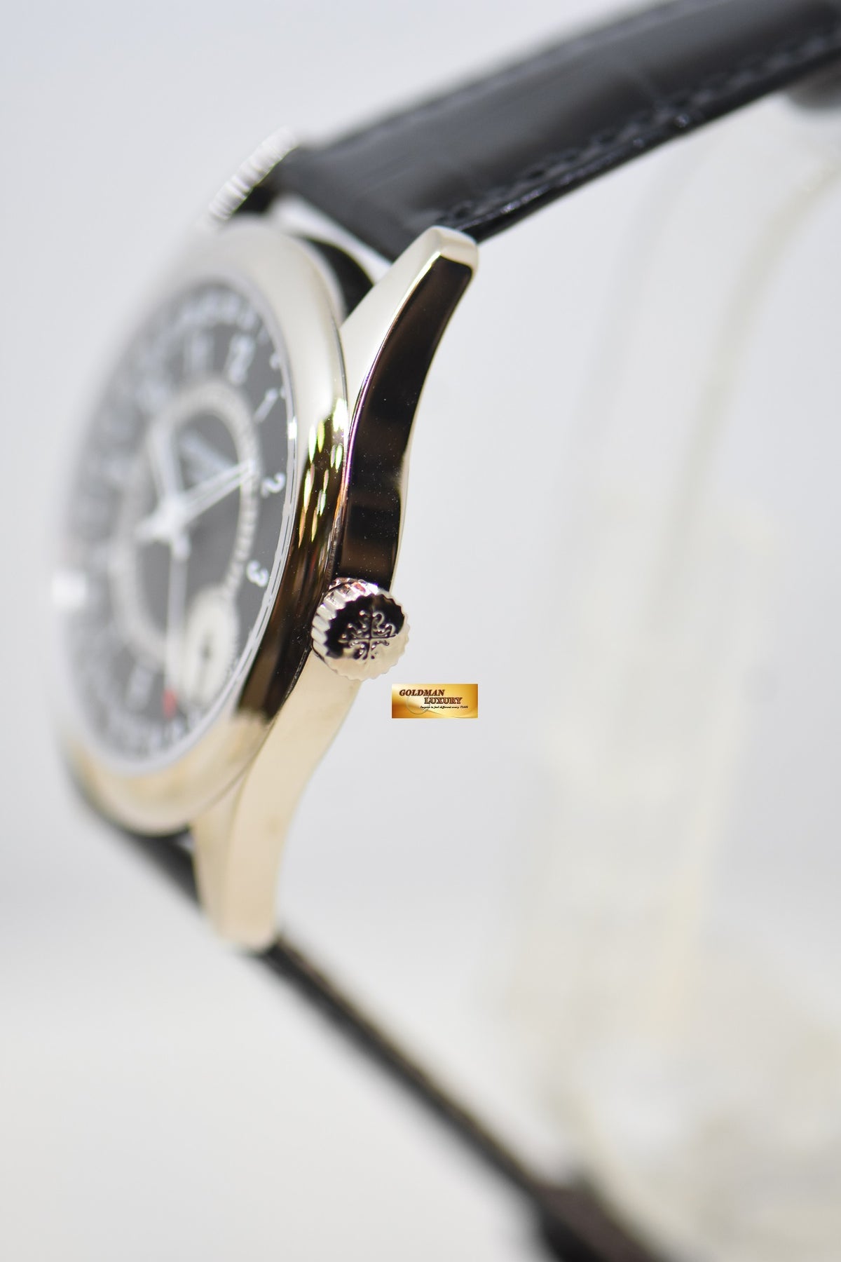 [SOLD] PATEK PHILIPPE CALATRAVA 39mm WHITE GOLD IN LEATHER STRAP AUTOMATIC 6006G (LNIB)