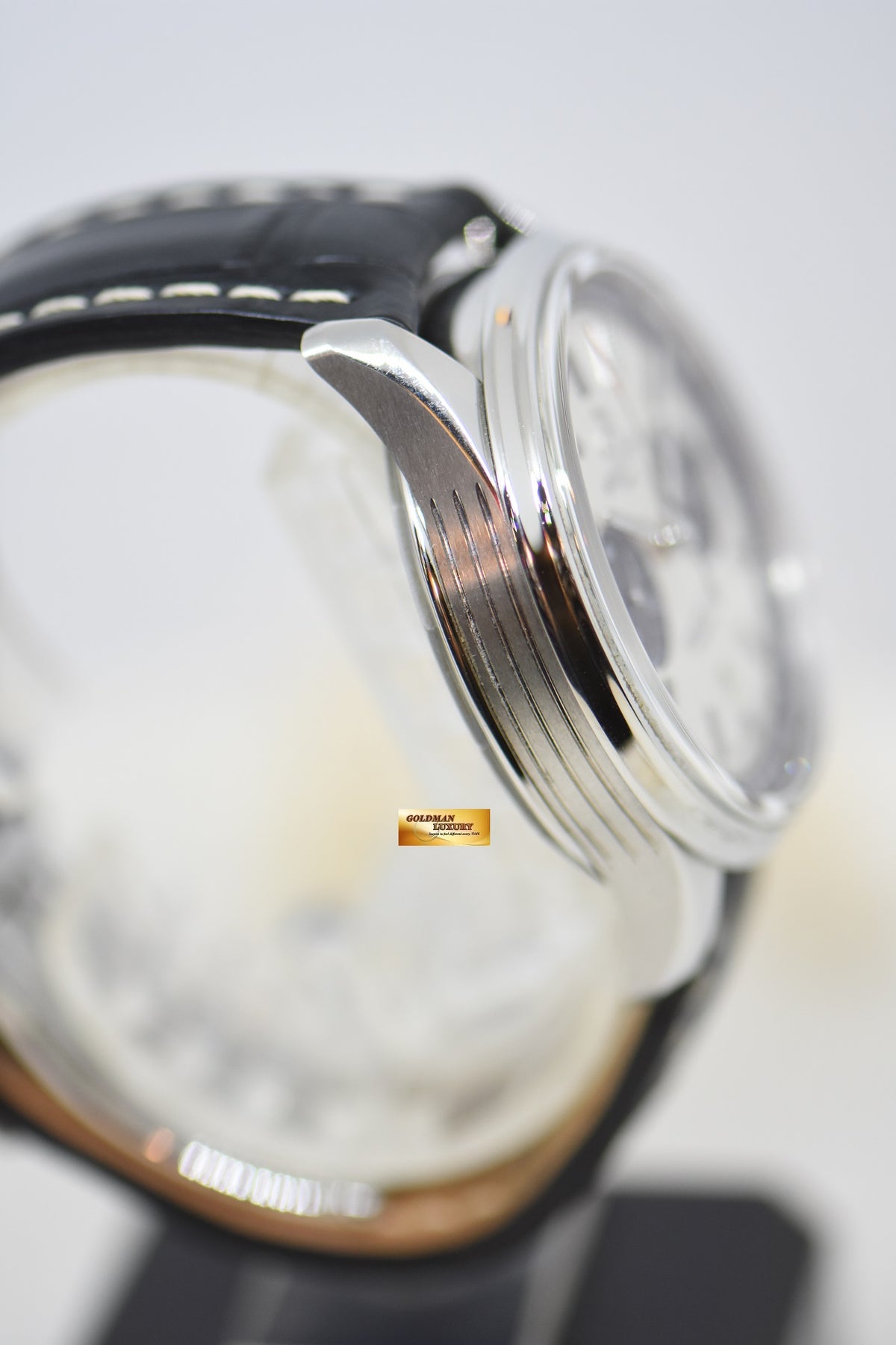 [SOLD] BREITLING PREMIER B01 CHRONOGRAPH 42mm STEEL IN LEATHER STRAP CREAM DIAL AB0118 (MINT)