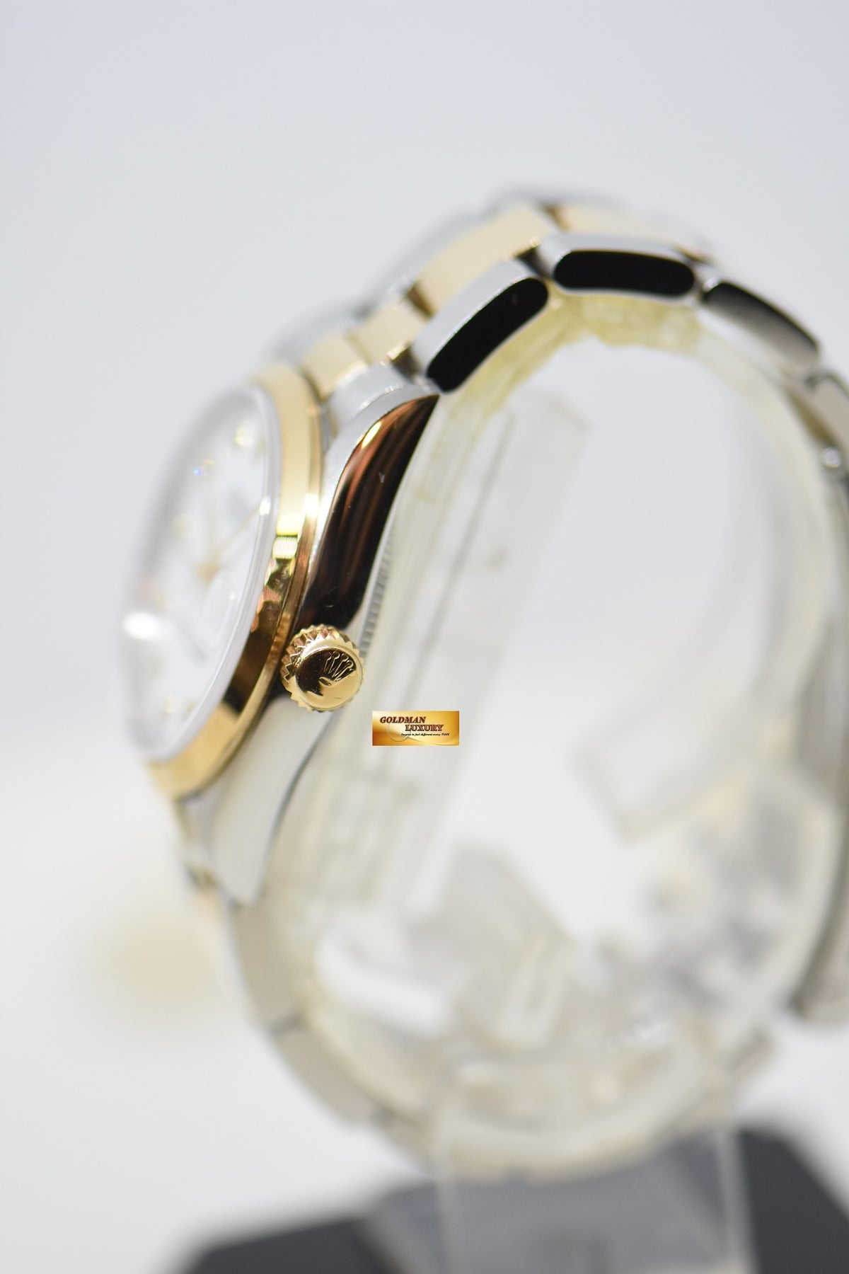 [SOLD] ROLEX OYSTER DATEJUST 31mm GOLD / STEEL IN OYSTER BRACELET WHITE DIAMOND DIAL 68243 (MINT)