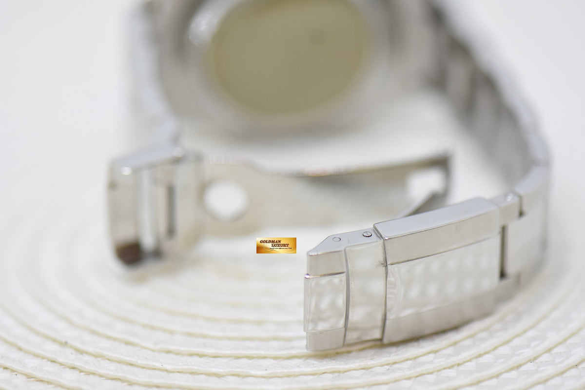 [SOLD] ROLEX OYSTER DAYTONA CHRONOGRAPH 40mm STEEL IN OYSTER BRACELET BLACK DIAL 116520 (GREEN LUME) (SHORT CLASP) (MINT)