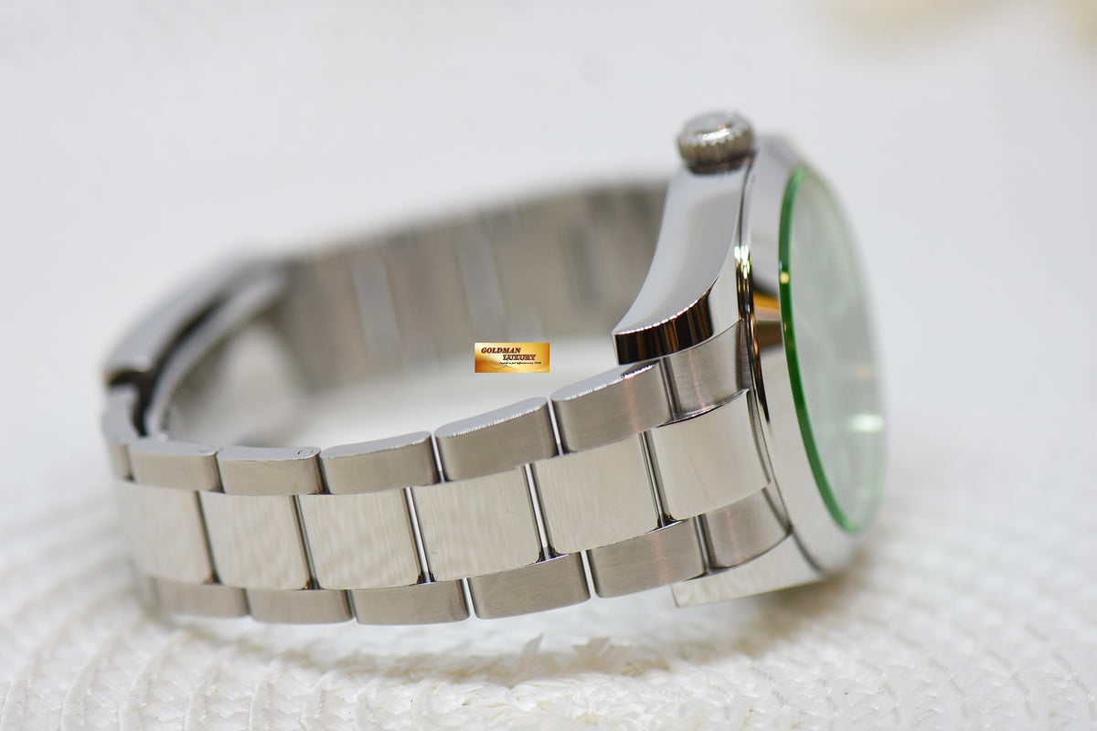 [SOLD] ROLEX OYSTER MILGAUSS 40mm Z-BLUE DIAL GREEN SAPPHIRE STEEL IN OYSTER BRACELET 116400GV (NEW-UNWORN)