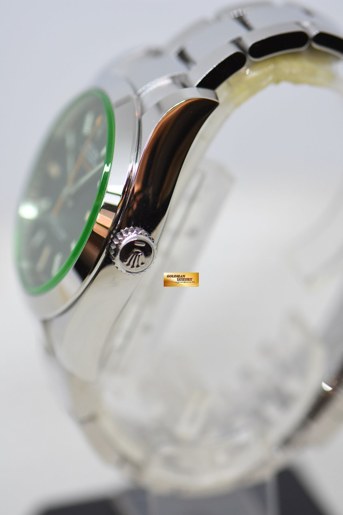 [SOLD] ROLEX OYSTER MILGAUSS 40mm BLACK DIAL GREEN SAPPHIRE STEEL IN OYSTER BRACELET 116400GV (NEW-UNWORN)