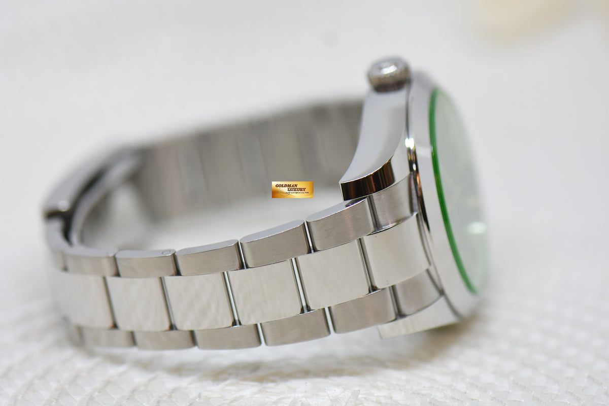 [SOLD] ROLEX OYSTER MILGAUSS 40mm BLACK DIAL GREEN SAPPHIRE STEEL IN OYSTER BRACELET 116400GV (NEW-UNWORN)