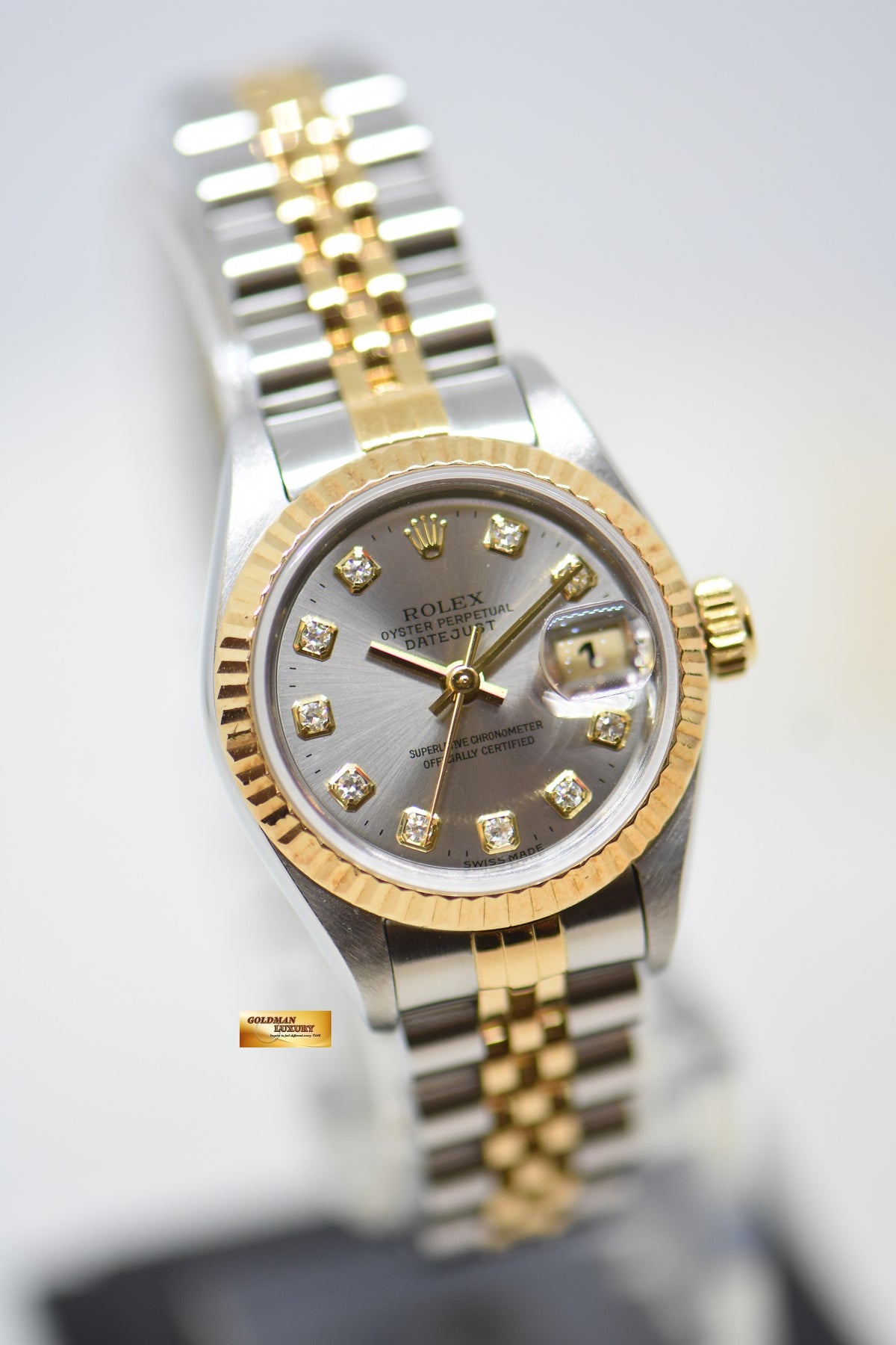 [SOLD] ROLEX OYSTER DATEJUST 26mm HALF-GOLD IN JUBILEE BRACELET SILVER DIAMOND DIAL 69173 (MINT)