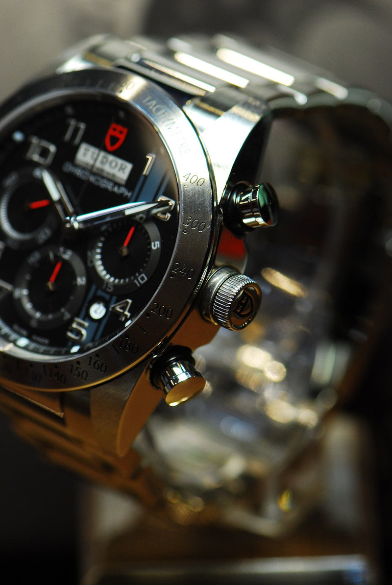 products/GML365_-_Tudor_Fastrider_Chronograph_Ref_42000_-_3.JPG