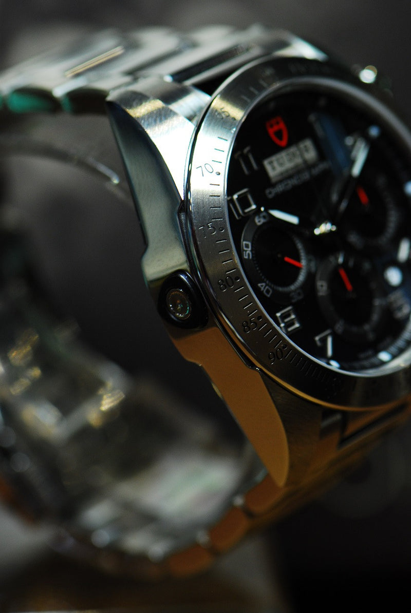 products/GML365_-_Tudor_Fastrider_Chronograph_Ref_42000_-_4.JPG