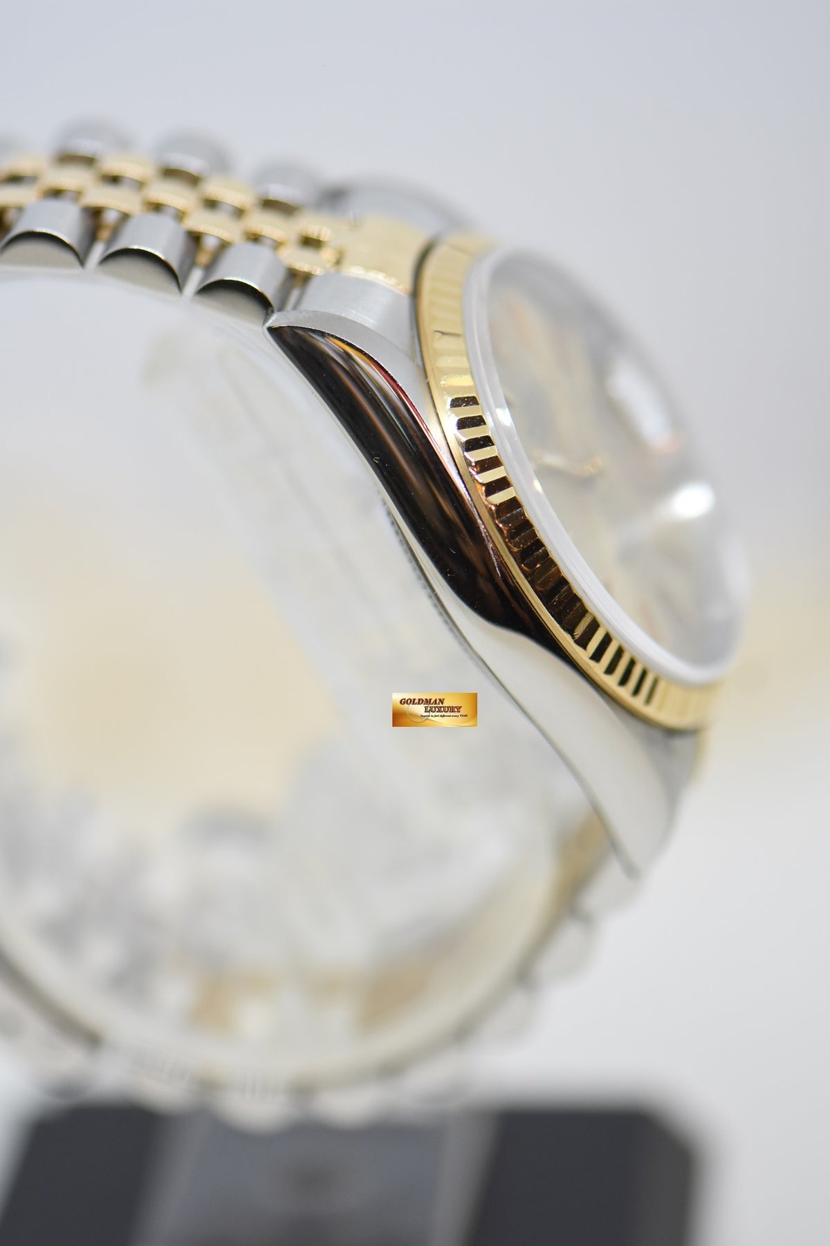 [SOLD] ROLEX OYSTER DATEJUST 36mm HALF-GOLD IN JUBILEE BRACELET GOLD DIAL 16233 (QUICKSET-DATE) (MINT)