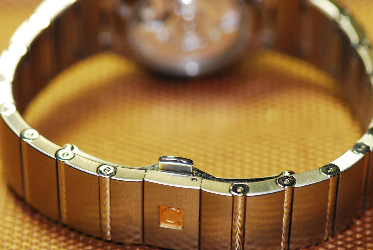 [SOLD] OMEGA CONSTELLATION DIAMONDS LADIES 27mm AUTOMATIC MOP (LNIB)