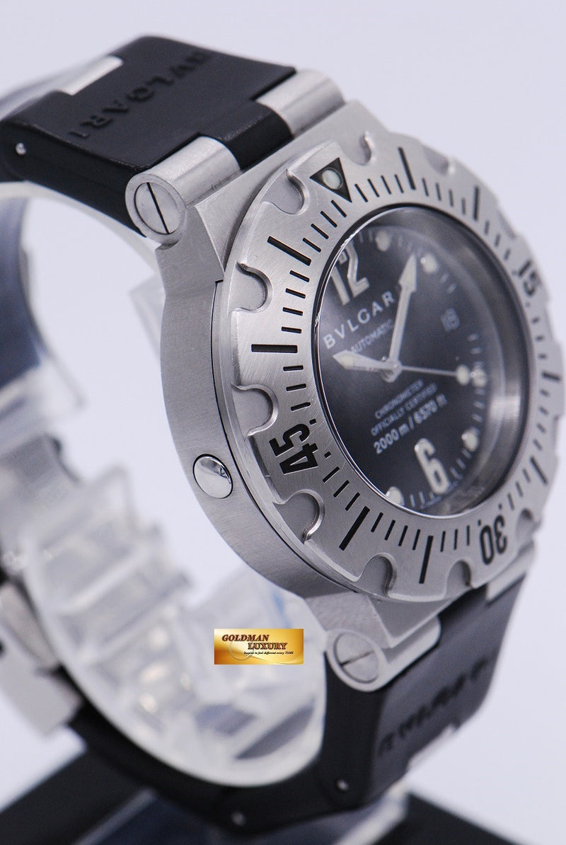 products/GML804_-_Bvlgari_Diagono_Scuba_Diver_42mm_Automatic_-_4.JPG