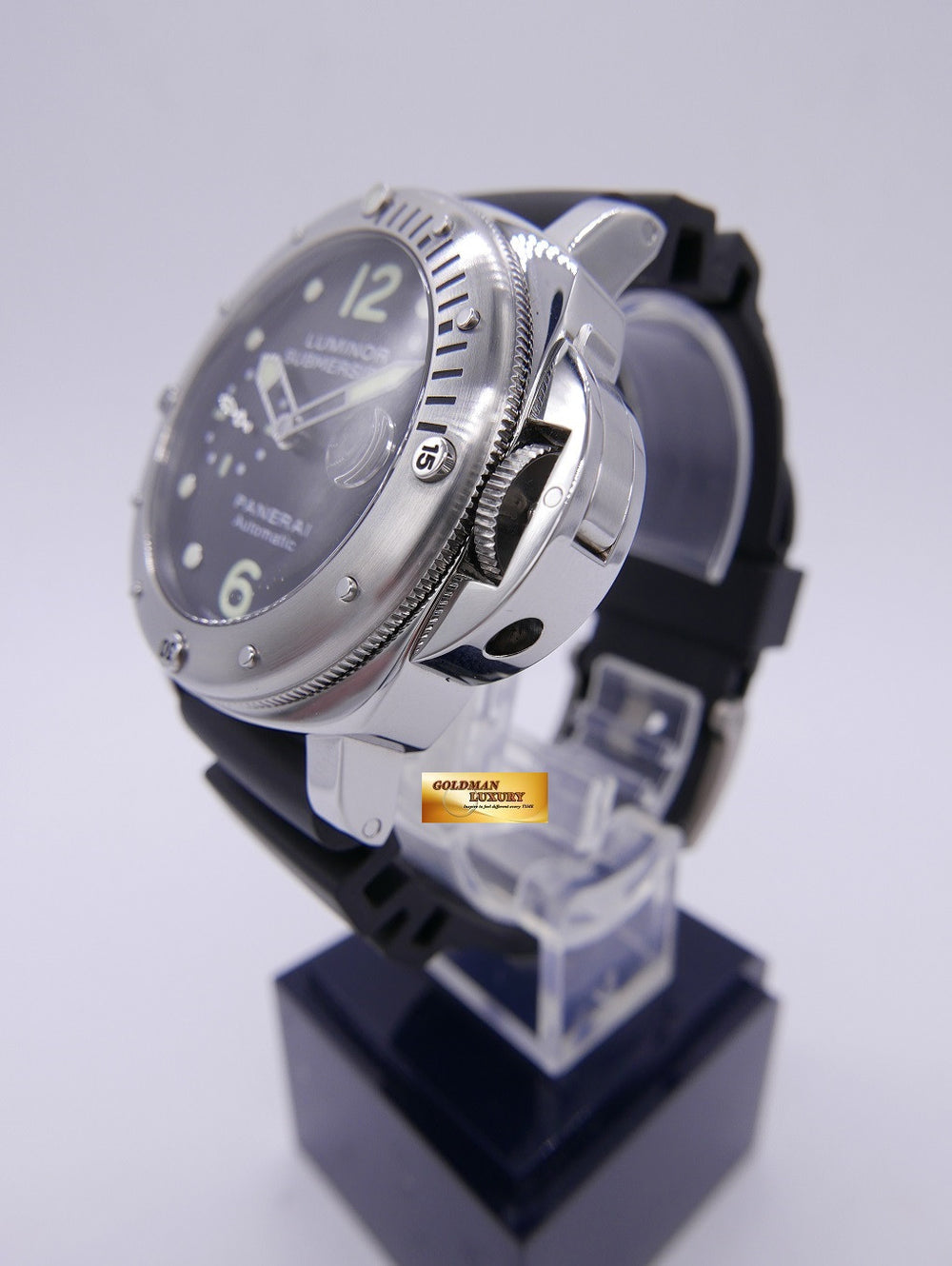 SOLD PANERAI LUMINOR SUBMERSIBLE PAM 24 AUTOMATIC Goldman Luxury