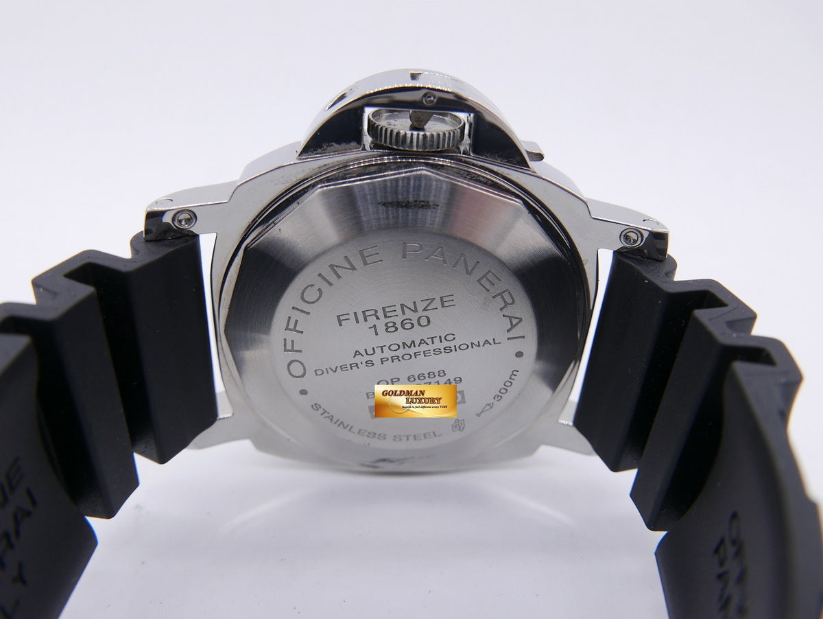 [SOLD] PANERAI LUMINOR SUBMERSIBLE PAM 24 AUTOMATIC